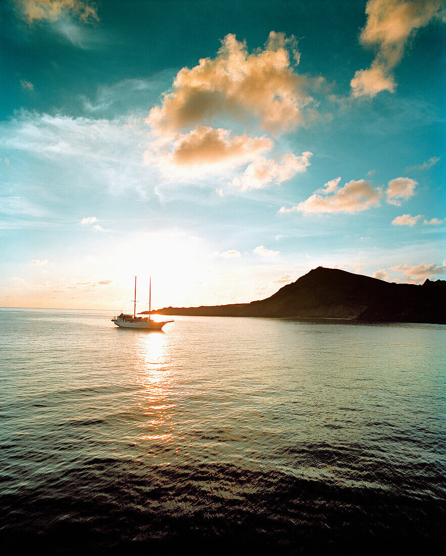 ECUADOR, Galapagos Islands, ship in cove, Bartolome Island