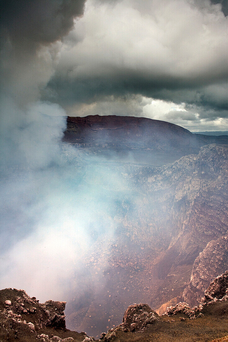 NICARAGUA, Masaya National Park, looking into the cone of the Masaya Volcano