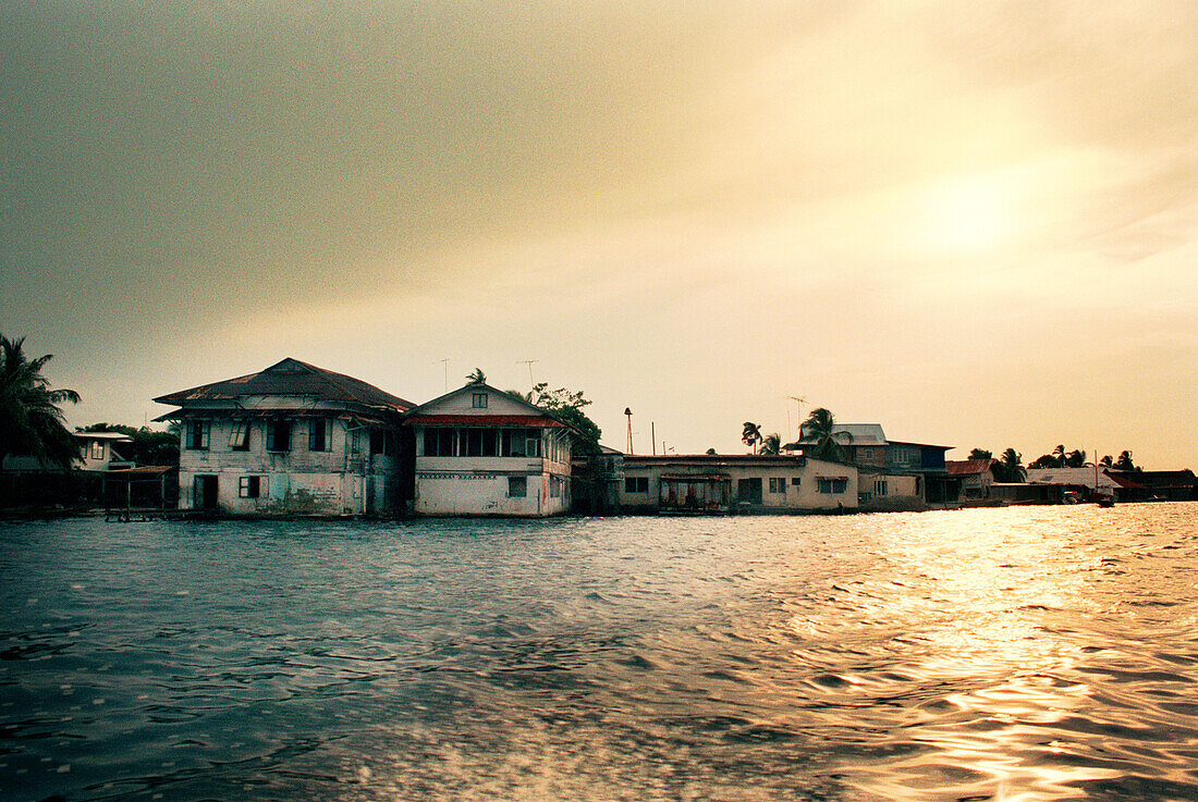 PANAMA, Bocas del Toro, homes by the water on Almirante Bay, Central America