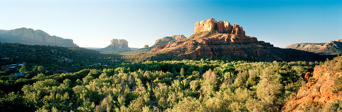 USA, Arizona, landscape with cathedral rocks, Sedona