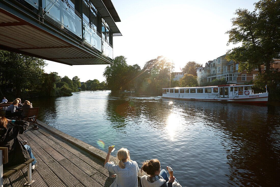 Anleger der Alstertouristik, Mühlenkamp, Café Restaurant Fiedlers, Hamburg, Deutschland