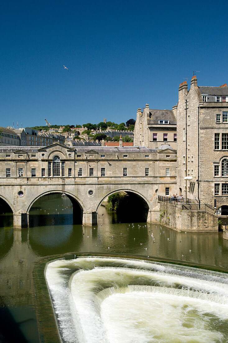 Rier Avon and Pulteney Bridge, Bath, Somerset, England, United Kingdom