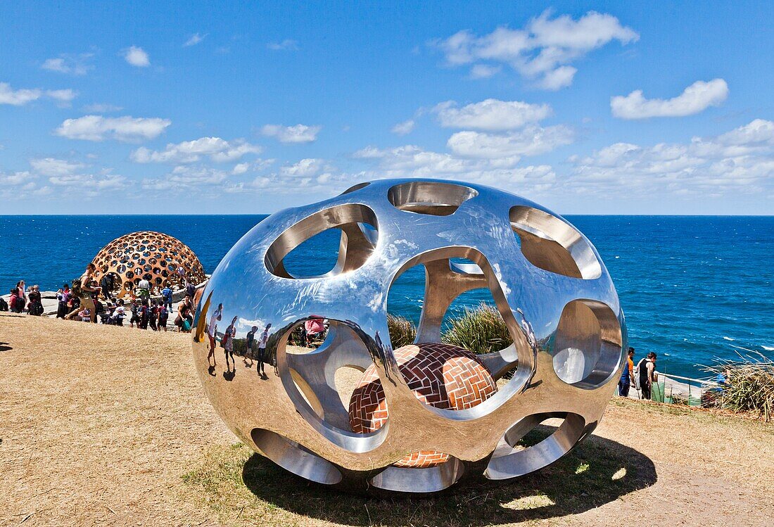 Sculpture by the Sea, annual exhibition at the Bondi - Tamarama coastal walk  ´Sea´s nest´ stainless stee sculpture by Zhang Yangen