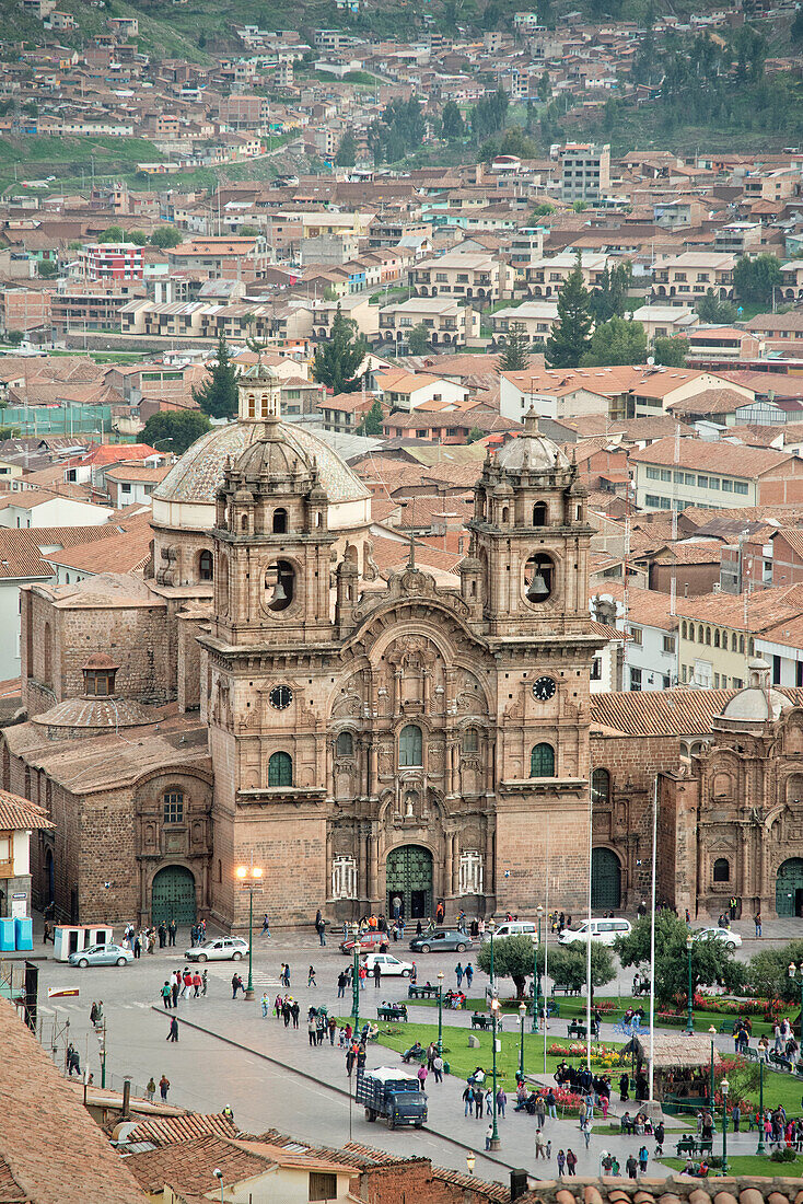 Iglesia La Compania de Jesus cathedral on Plaza de Armas square, Cusco, Cuzco, Peru, Andes, South America
