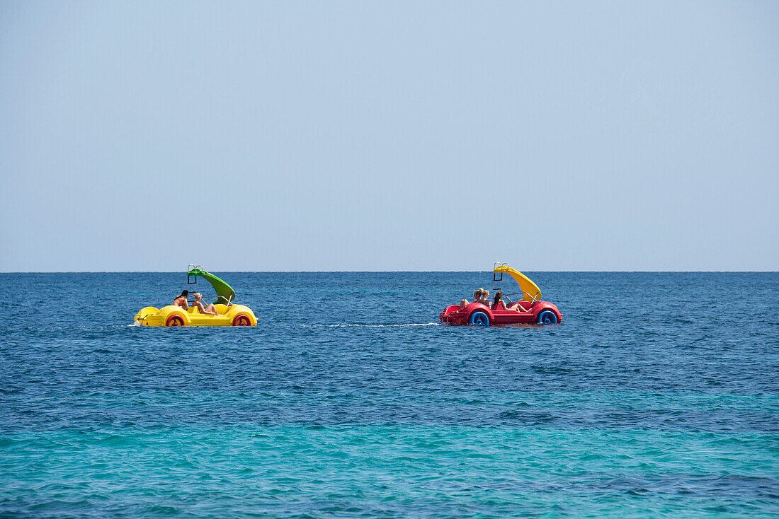 Tretbootfahren, Magaluf, Mallorca, Spanien