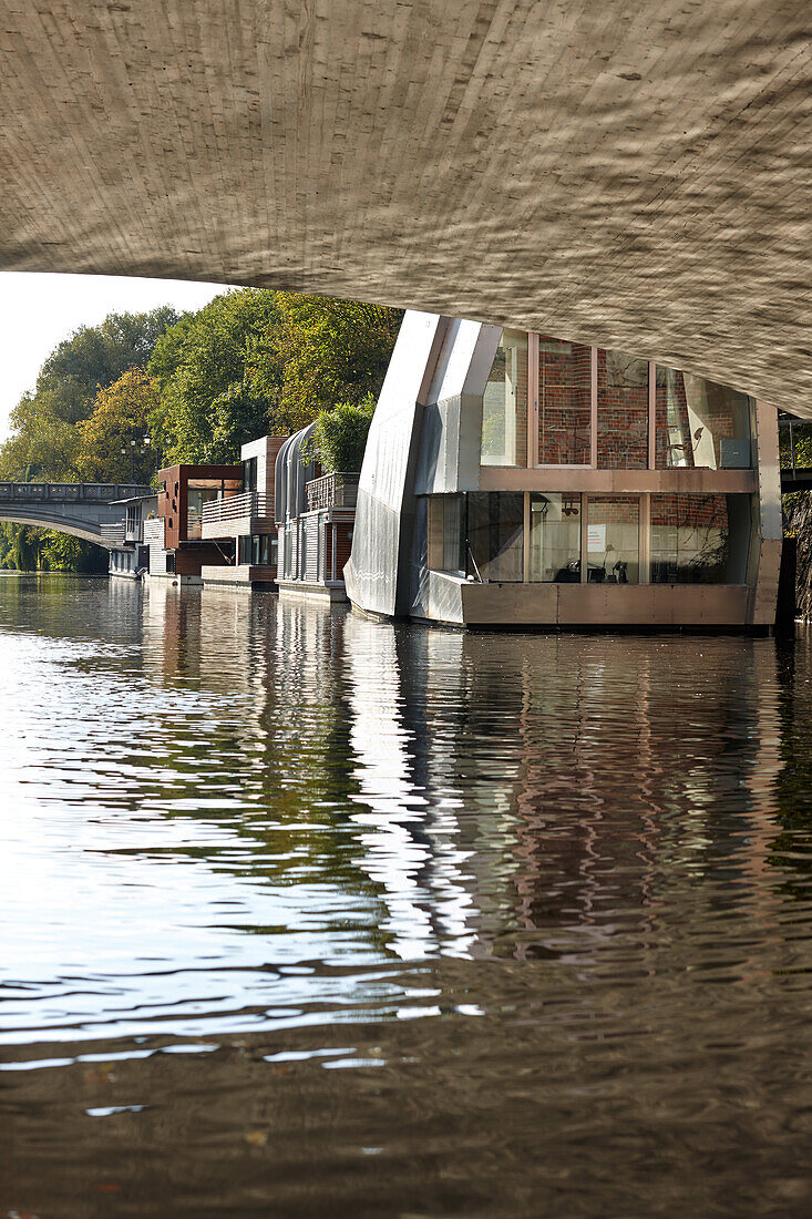 Houseboats on Eilbek canal, Hamburg, Germany
