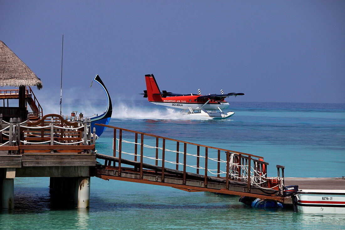 Republic of the Maldives, Lhaviyani Atoll,  Kanuhura Hotel, landing stage and seaplane