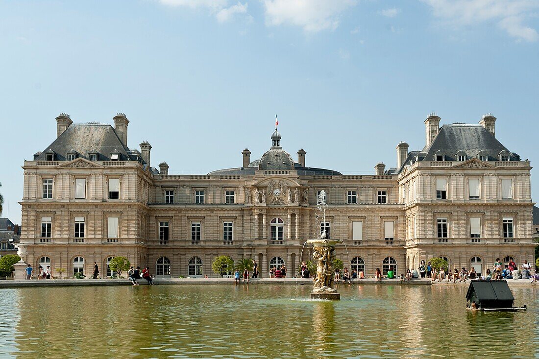 France, Paris (13eme arrondissement), garden of the Luxembourg