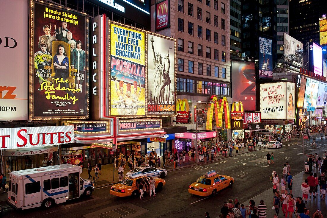 New York - Manhattan - Theater District - Times Square at night