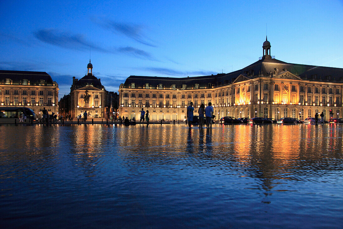 France, Aquitaine, Bordeaux, Place de la Bourse