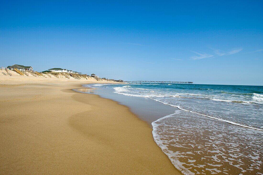 BEACH NAGS HEAD OUTER BANKS SHORELINE NORTH CAROLINA USA