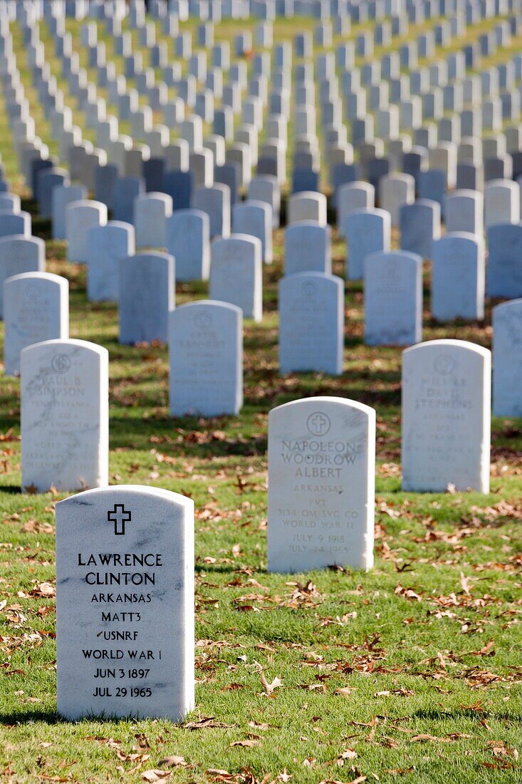 USA, Arkansas, Little Rock, Little Rock National Cemetery, soldiers´ gravestones