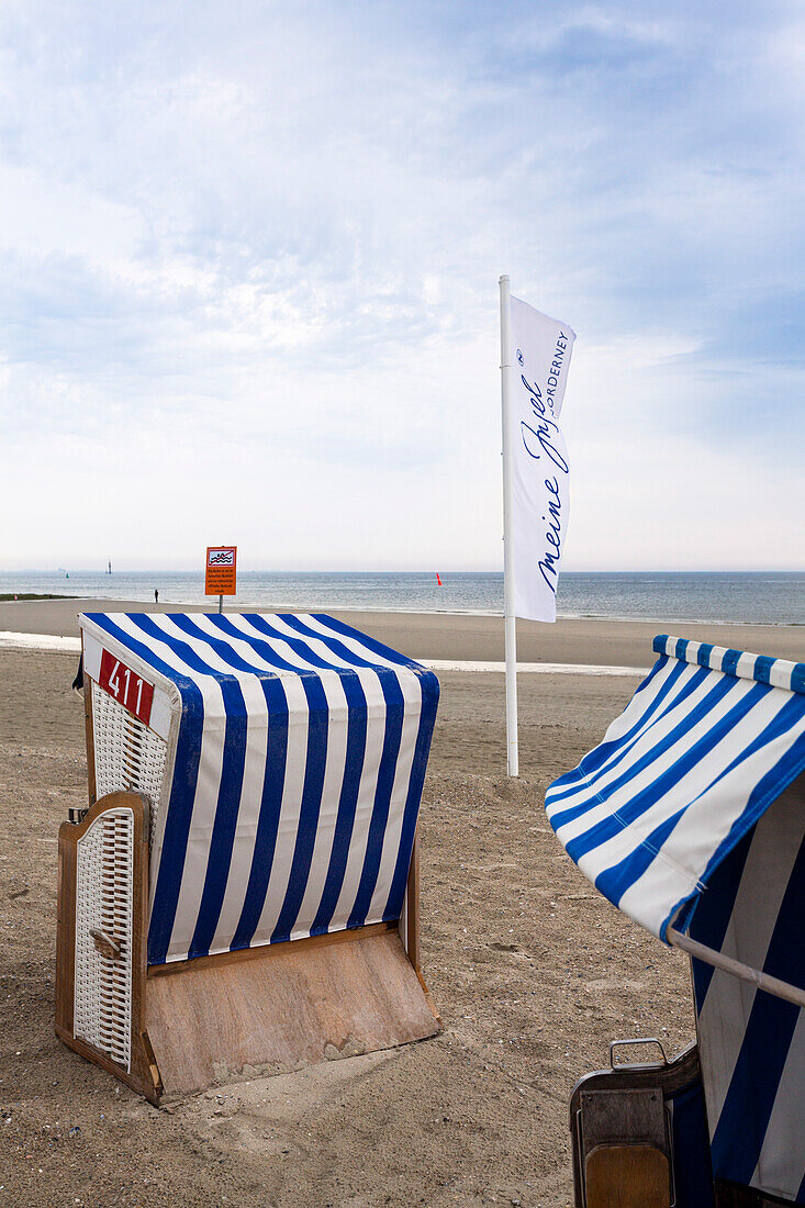 Beach chairs on the beach, Weststrand, Norderney Island, Nationalpark, North Sea, East Frisian Islands, East Frisia, Lower Saxony, Germany, Europe
