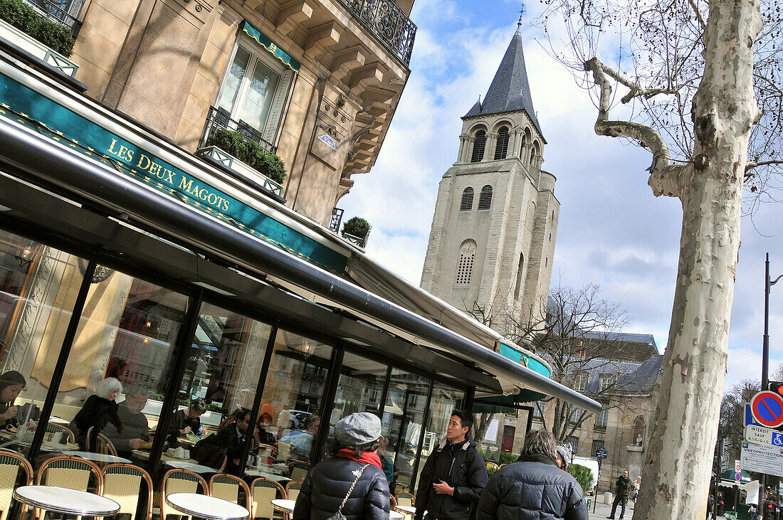 Café Deux Magots an der St. Germain des Prés, Quartier Latin, Paris, Frankreich
