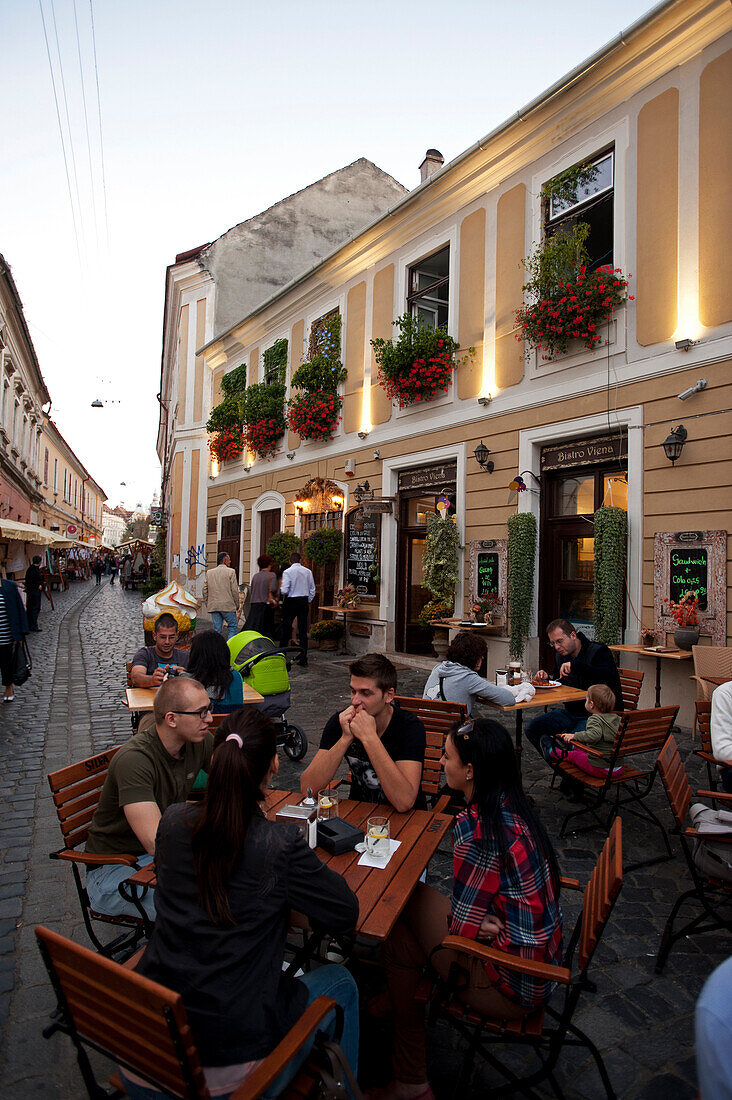 Restaurant in der Altstadt, Cluj-Napoca, Transylvanien, Rumänien