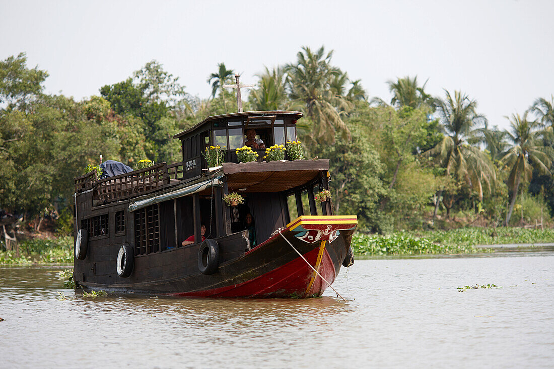 River steamer anchoring, Mekong river cruise, Cao Lanh, Dong Thap, Vietnam