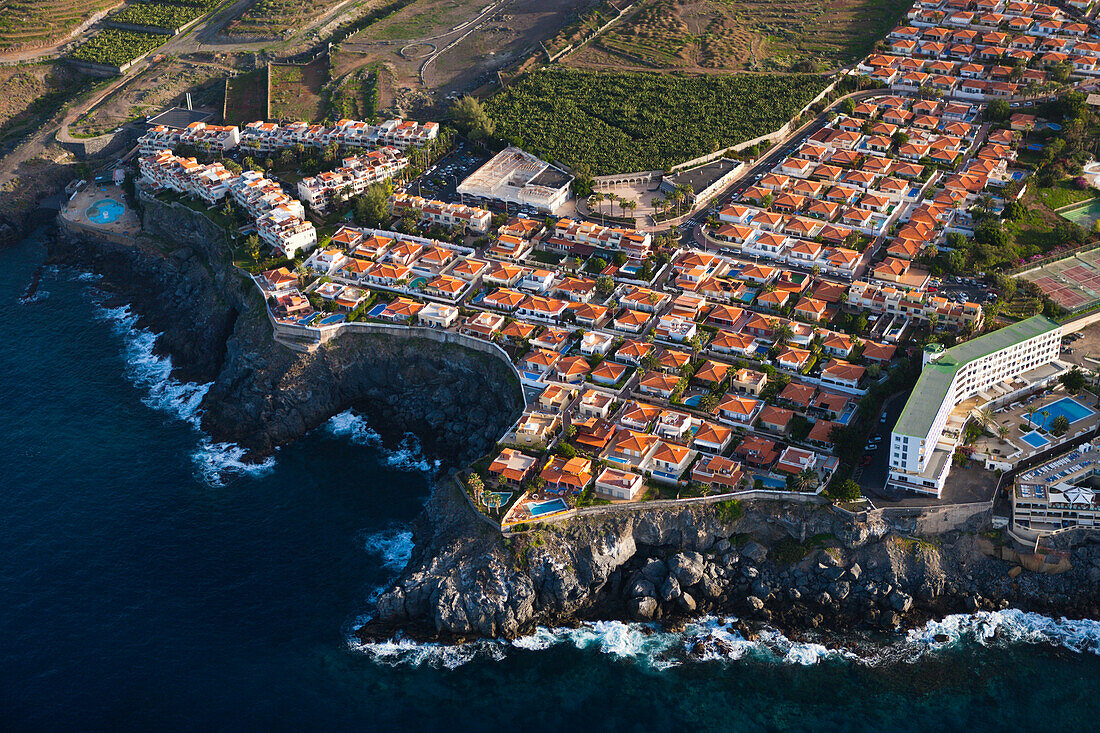 Ferienanlagen im Sueden von Teneriffa, Teneriffa, Kanaren, Spanien