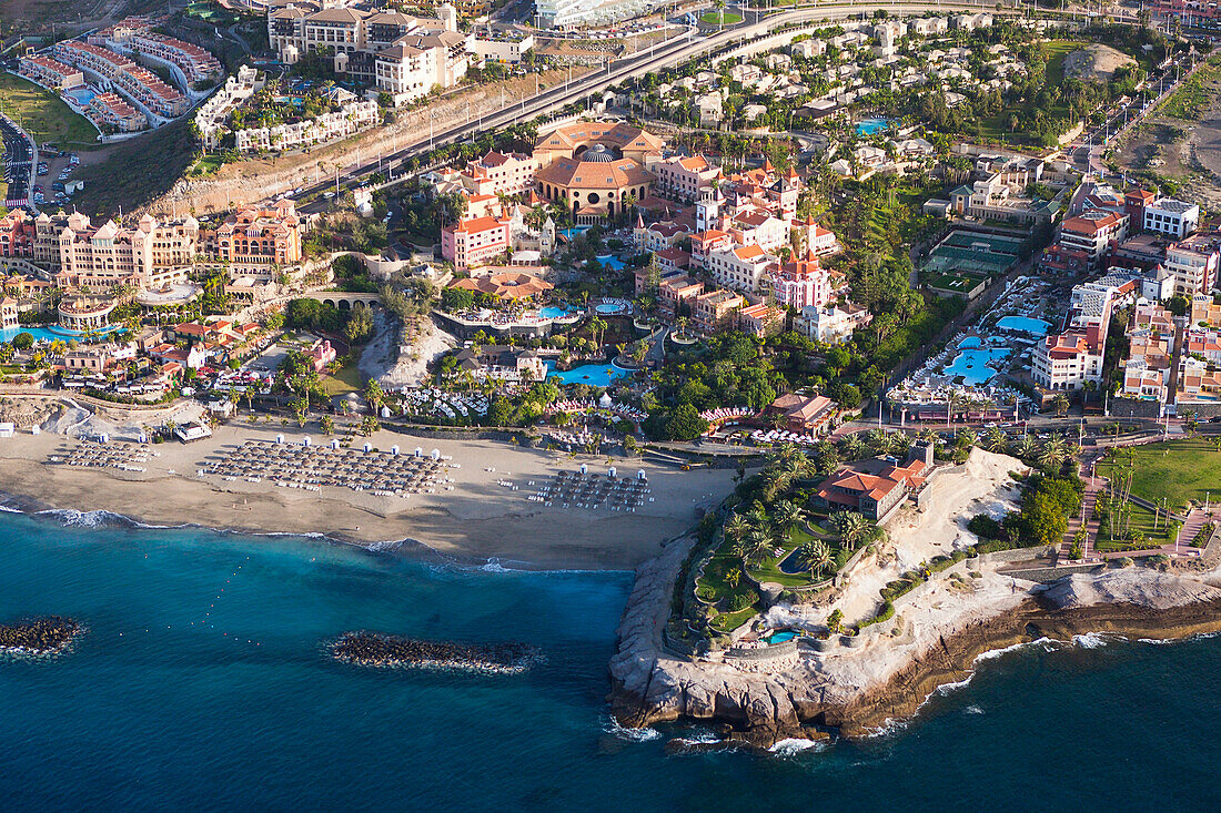 Hotelanlagen von Playa del Duque, Teneriffa, Kanaren, Spanien
