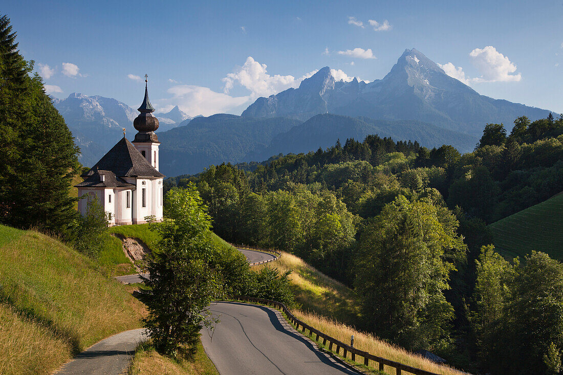 Wallfahrtskirche Maria Gern, Blick zum Watzmann, Berchtesgadener Land, Nationalpark Berchtesgaden, Oberbayern, Bayern, Deutschland