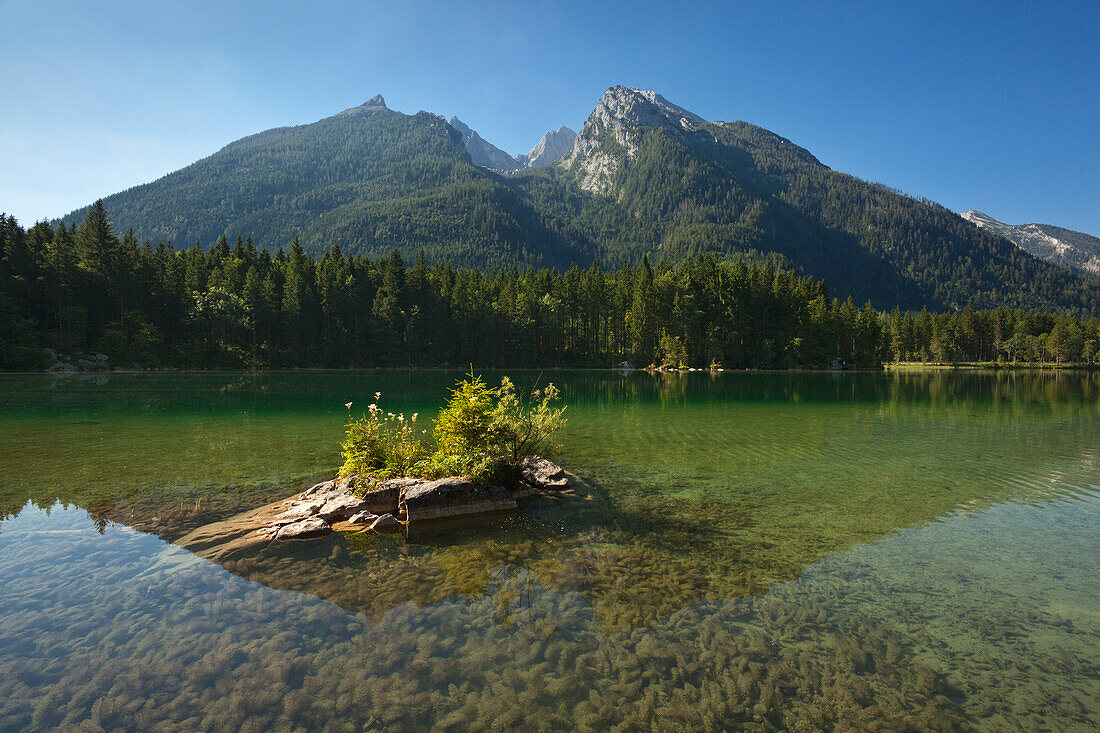 Hintersee mit Blick zum Hochkalter, Ramsau, Berchtesgadener Land, Nationalpark Berchtesgaden, Oberbayern, Bayern, Deutschland