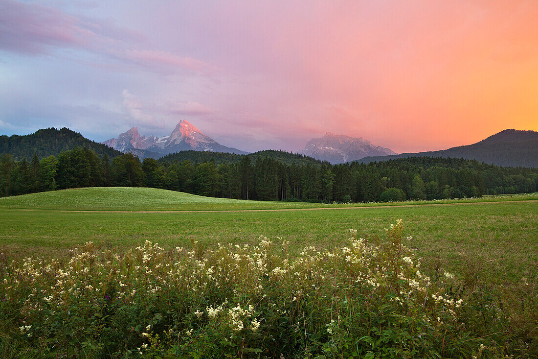 Thunder clouds above the Watzmann and Hochkalter mountains, Berchtesgaden region, Berchtesgaden National Park, Upper Bavaria, Germany