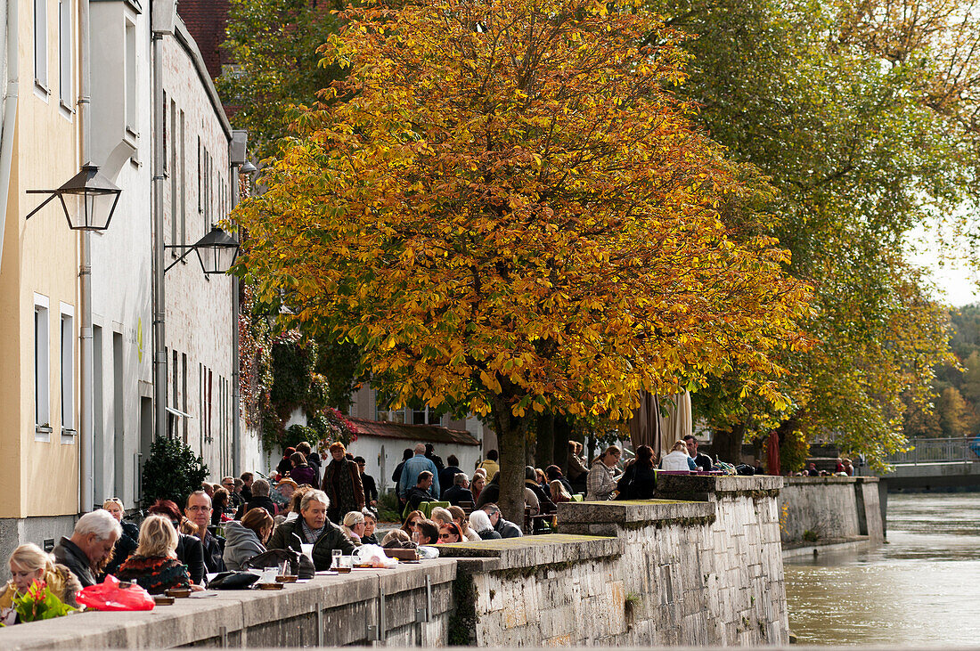 Cafe on the banks of the river Lech, Landsberg am Lech, Upper Bavaria, Bavaria, Germany