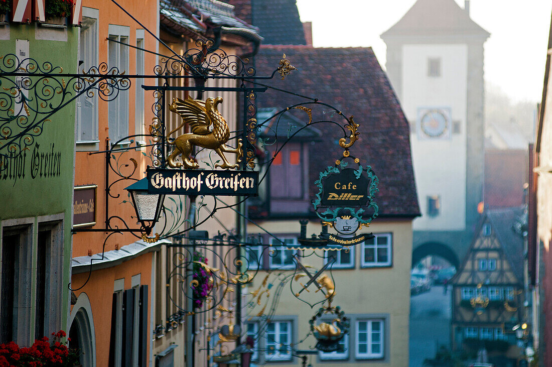 The historic city centre around the central Market Place, Rothenburg ob der Tauber, Middle Franconia, Franconia, Bavaria, Germany
