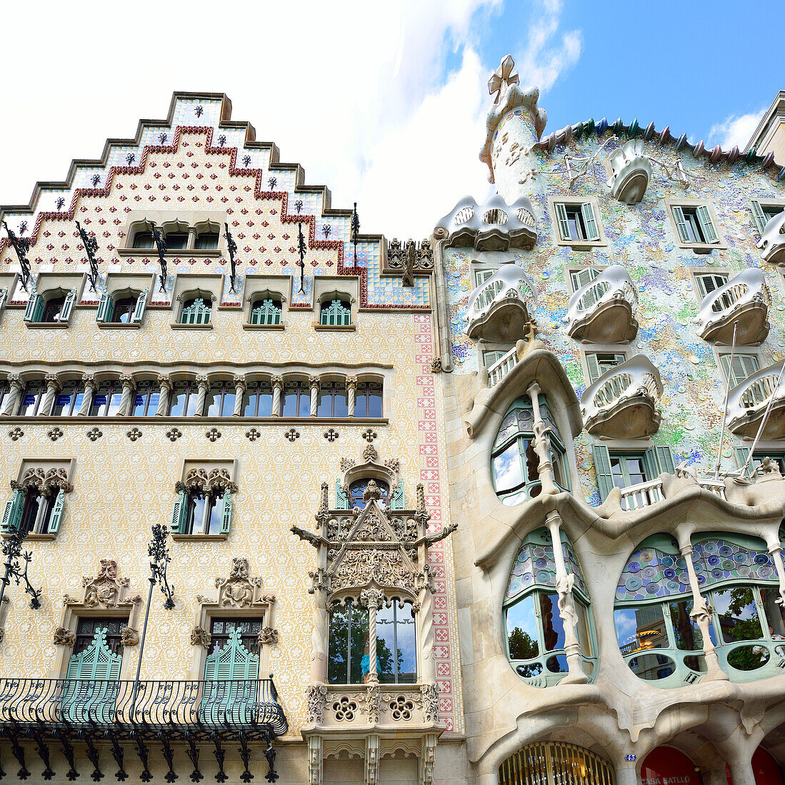 Casa Amatller und Casa Batlló, Architekt Antoni Gaudi, UNESCO Weltkulturerbe Arbeiten von Antoni Gaudi, Modernisme, Jugendstil, Eixample, Barcelona, Katalonien, Spanien