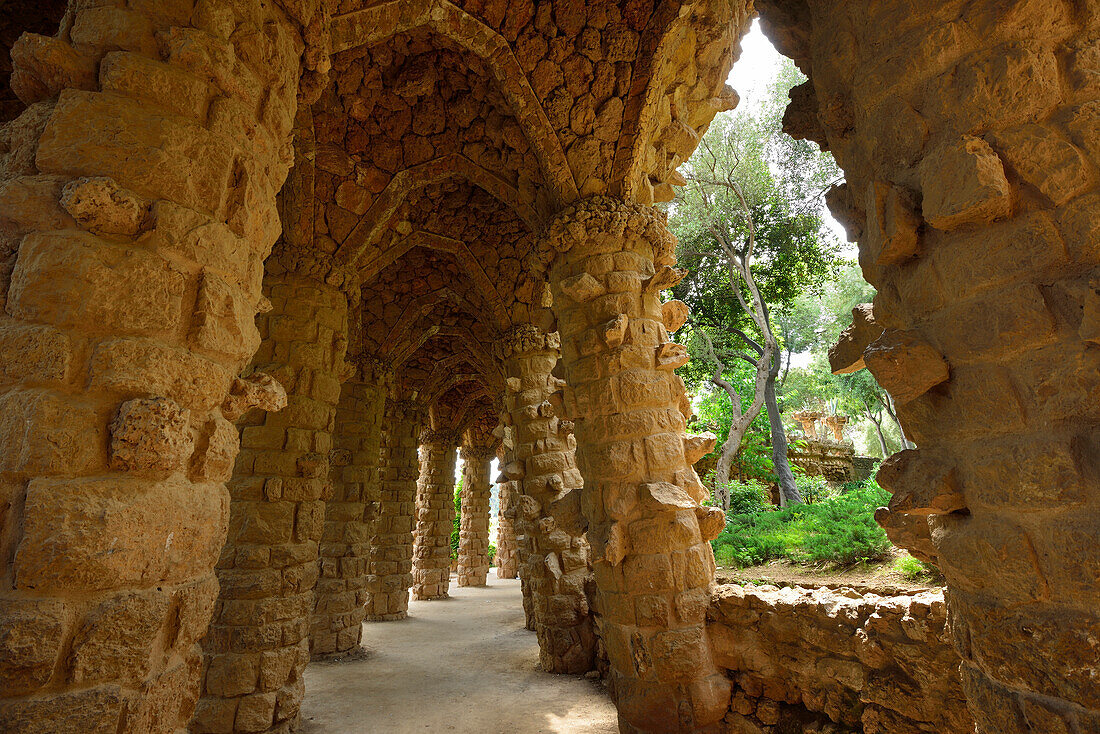 Park Güell, Architekt Antoni Gaudi, UNESCO Weltkulturerbe Arbeiten von Antoni Gaudi, Modernisme, Jugendstil, Barcelona, Katalonien, Spanien