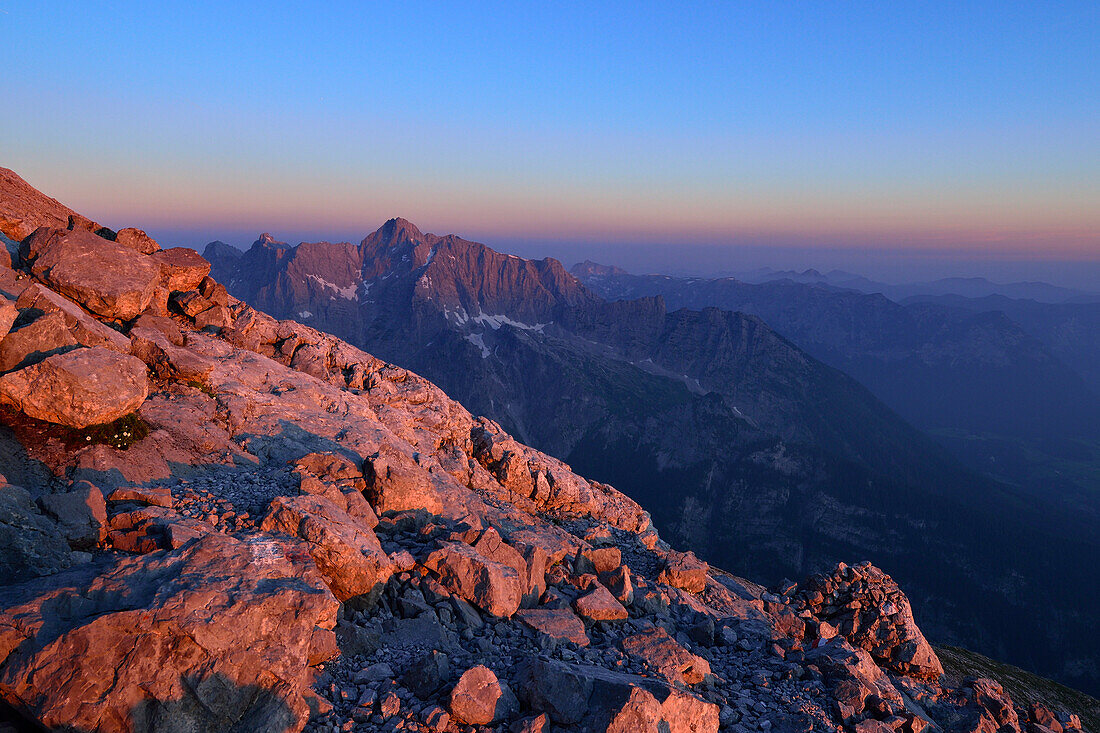 At summit of Hocheck, view to Hochkalter from Watzmann, Berchtesgaden range, National Park Berchtesgaden, Berchtesgaden, Upper Bavaria, Bavaria, Germany