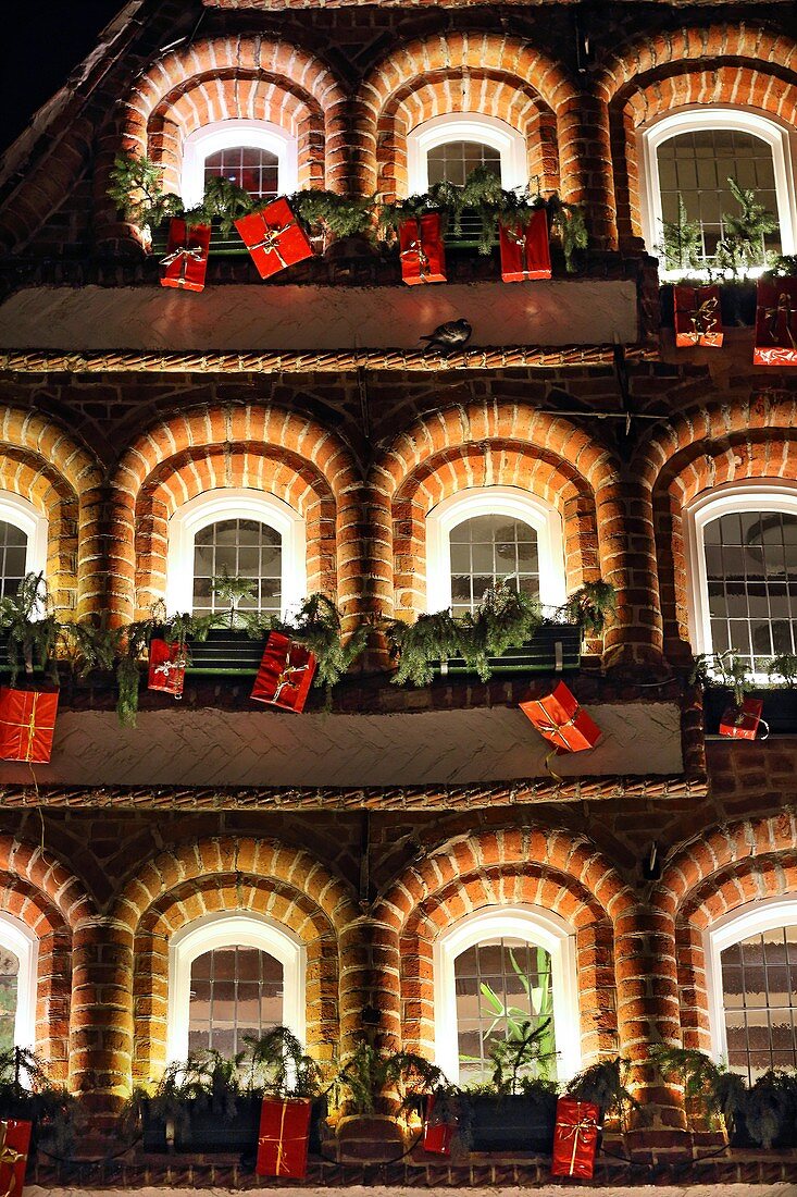 Christmas Market, Lueneburg, Lower Saxonia, Germany, Europe