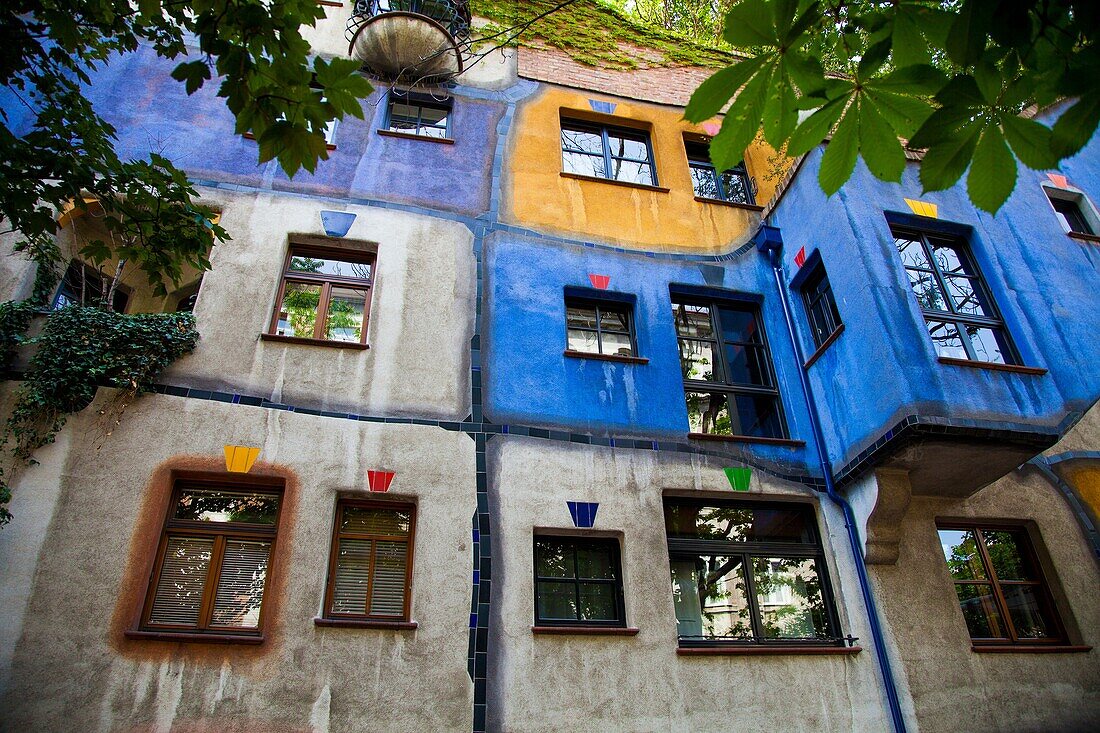 Building designed by Hundertwasser, Hundertwasserhaus, Vienna, Austria, Europe