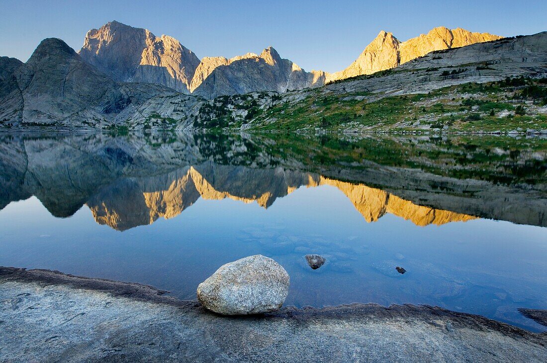 Sunrise on Deep Lake and Temple Peak, Bridger Wilderness in the Wind River Range of the Wyoming Rocky Mountains