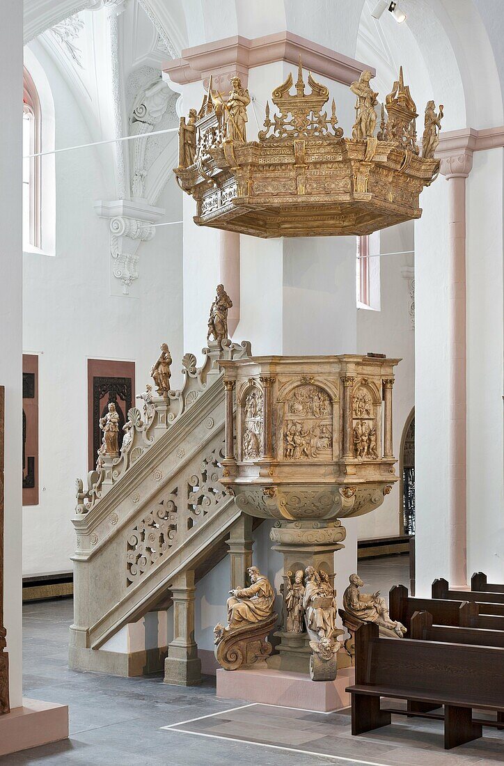 Pulpit, Kilian Cathedral, Würzburg, Bavaria, Germany