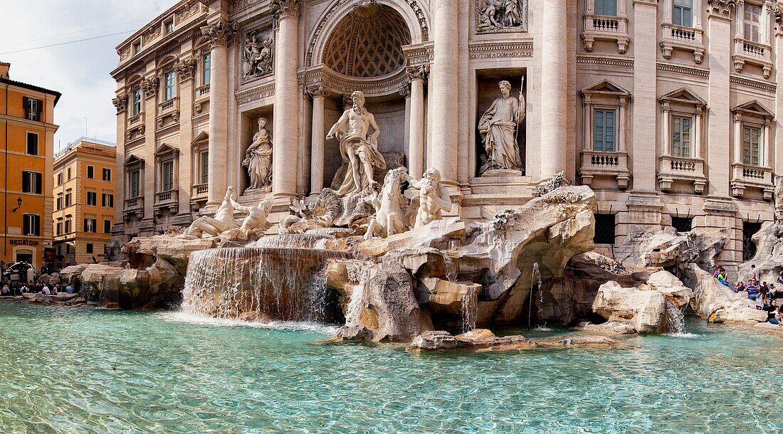 Fontana di Trevi Rome Italy