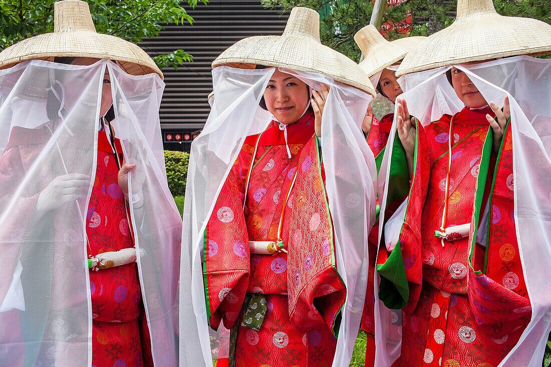Women of Sanno Matsuri parade The parade begins and ends at HieJinja shrine, Nagata-cho Tokyo city, Japan, Asia