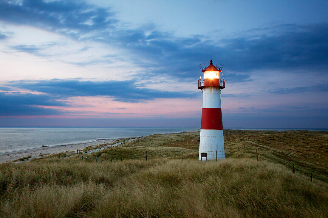 Leuchtturm List Ost, Halbinsel Ellenbogen, Insel Sylt, Nordsee, Nordfriesland, Schleswig-Holstein, Deutschland