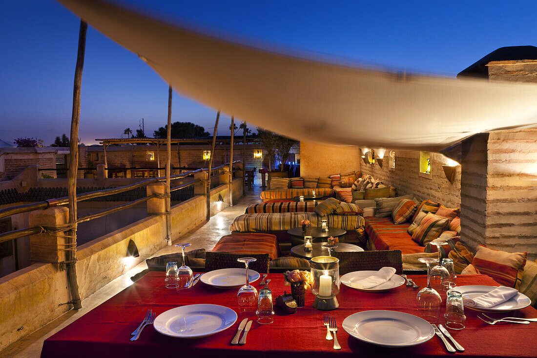 Essen auf der Dachterrasse, El Fenn, Marrakesch, Marokko