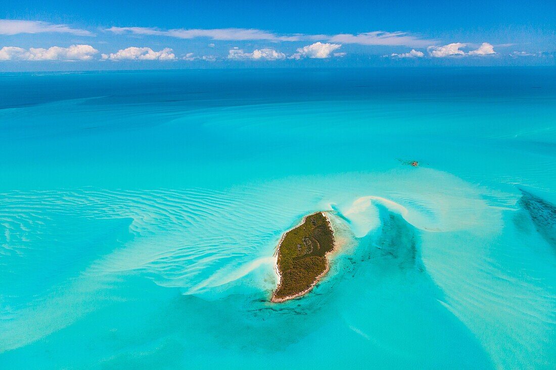 Aerial view, Eleuthera, Bahamas, America.