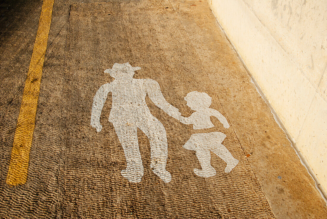 'Malta, Pedestrian Signs; Valetta'