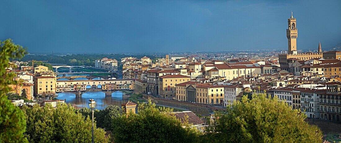 Panoramic view of Florence and the Ponte Vecchio, Italy