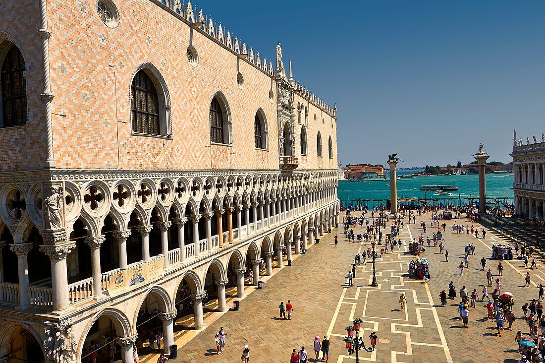 The 14th Century Gothic style eastern facade of The Doge´s Palace on St Marks Square, Palazzo Ducale, Venice Italy