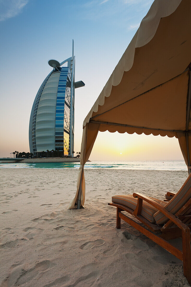 Ian, Cumming, nobody, Outdoors, Day, Building Exterior, Architecture, Skyscraper, Horizon Over Water, Sea, Sand, Beach, Sun Lounger, Tourism, Travel Destinations, Tent, Modern, International Landmark, Capital Cities, City, Comfortable, Development, Elegan