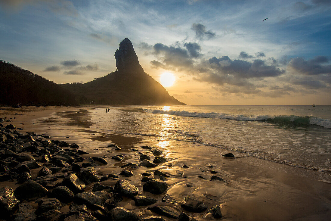 Dosfotos, Outdoors, Day, Dusk, Incidental People, Nature, Sun, Cloud, Unesco World Heritage Site, Rock Formation, Idyllic, Tranquility, Scenics, Beauty In Nature, Horizon Over Water, Sea, Coastline, Sand, Beach, Surf, Travel Destinations, Reflection, Morr