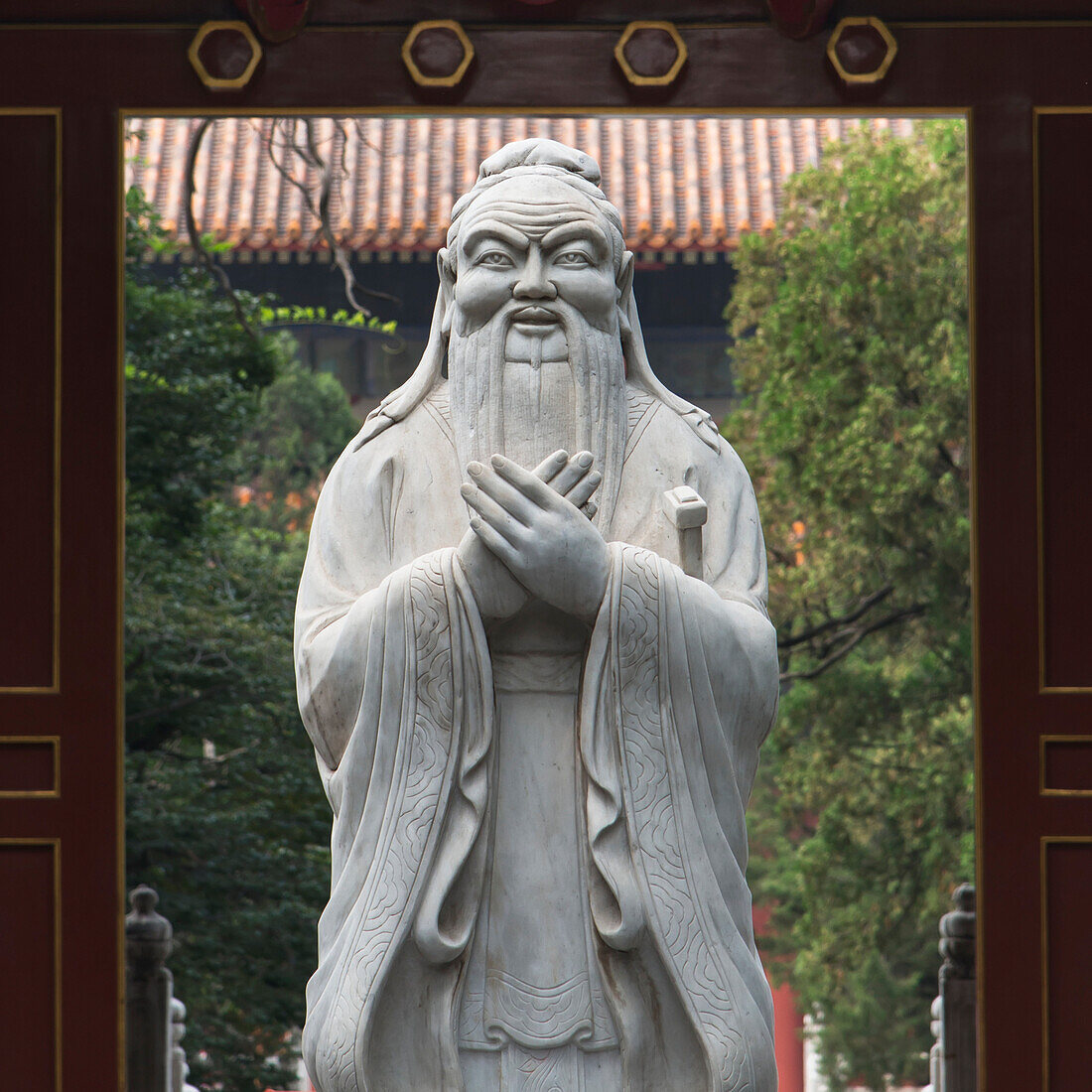 Statue of Confucius at Confucius Temple, Beijing, China