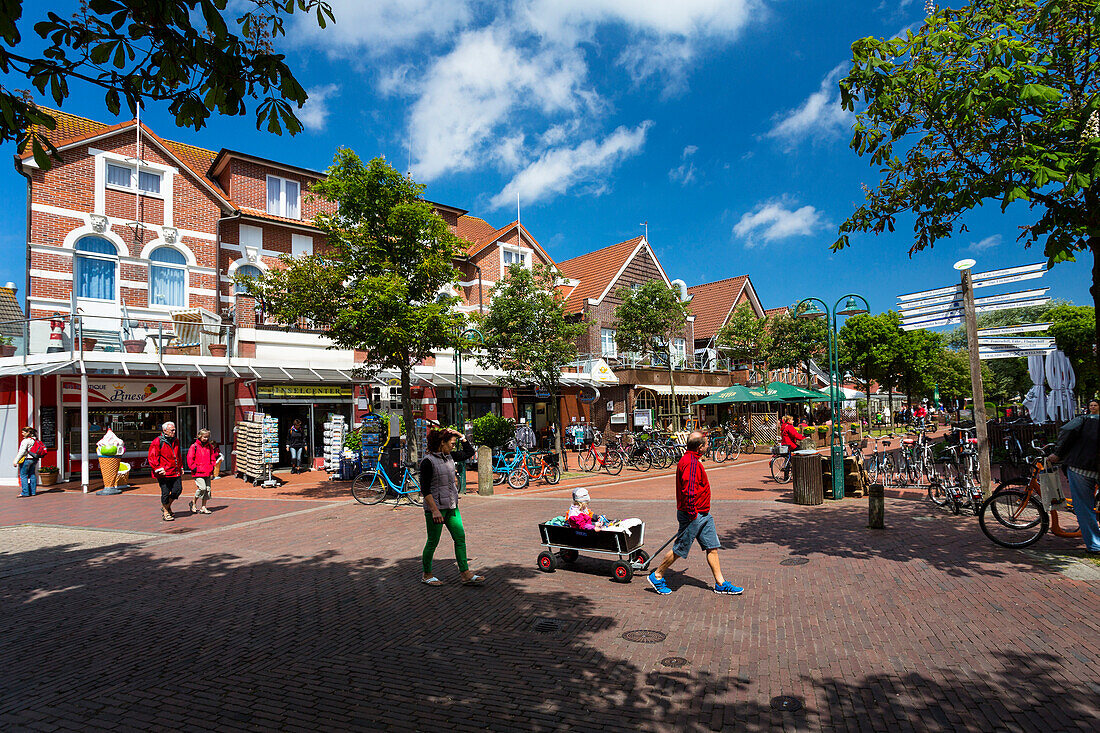 Cafes and restaurants in Barkhausen Street, Langeoog, Langeoog Island, North Sea, East Frisian Islands, East Frisia, Lower Saxony, Germany, Europe