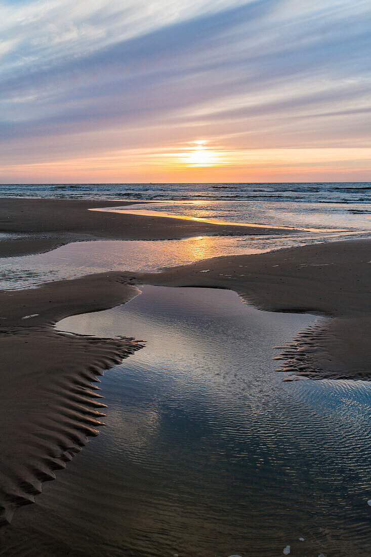Beach at sunset, Juist Island, Nationalpark, North Sea, East Frisian Islands, National Park, Unesco World Heritage Site, East Frisia, Lower Saxony, Germany, Europe