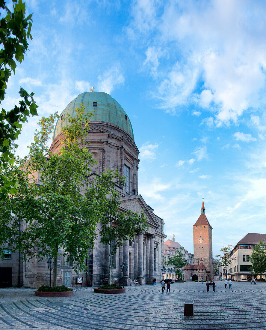St. Jakob-Kirche, Weißer Turm, St. Elisabeth-Kirche, Ludwigsplatz, Nürnberg, Mittelfranken, Bayern, Deutschland