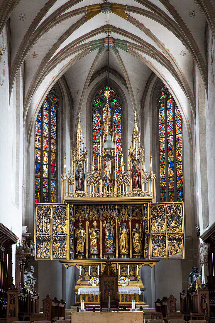 Altar inside Eichstaett cathedral, Eichstaett, Altmuehltal, Franconia, Bavaria, Germany