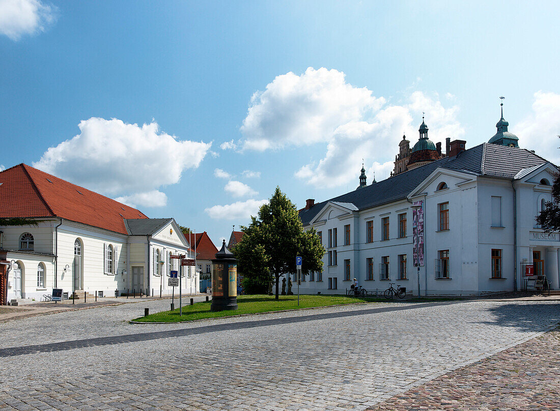 Franz-Parr Square, Ernst-Barlach Theatre, Museum, Guestrow, Mecklenburg-Western Pomerania, Germany